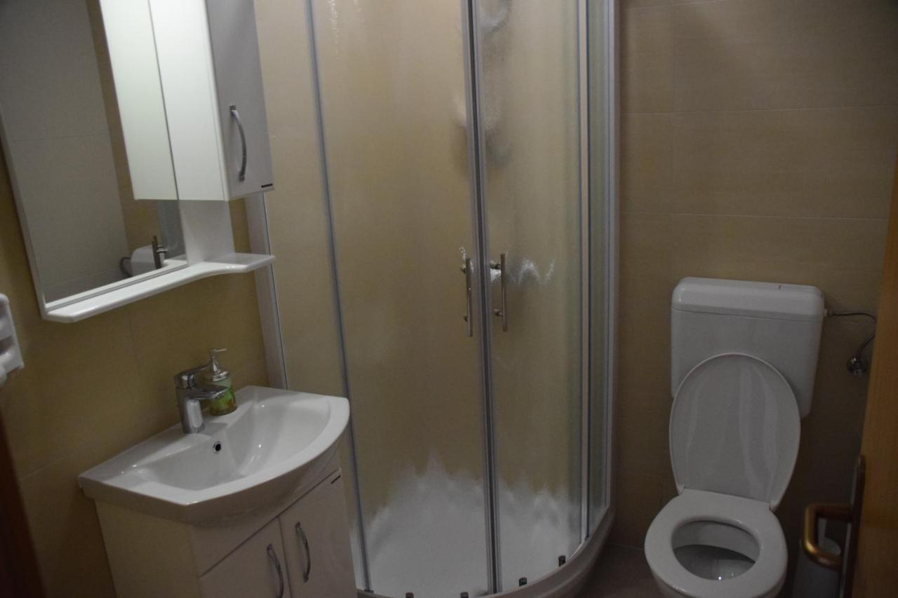 איזולה White Apartment מראה חיצוני תמונה
